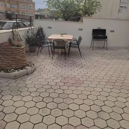 Apartment Dora-100m From The Beach